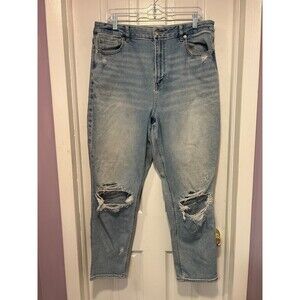 American Eagle Light Wash Blue Straight Leg Jeans with Knee Holes